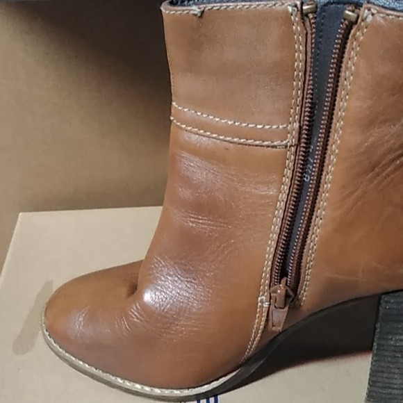 Steve Madden boots - Picture 3 of 3